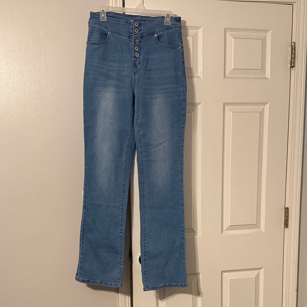 Fashion Nova Light Blue Straight Leg Jeans